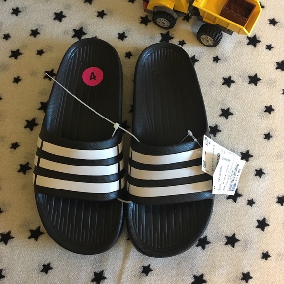 boys adidas sliders